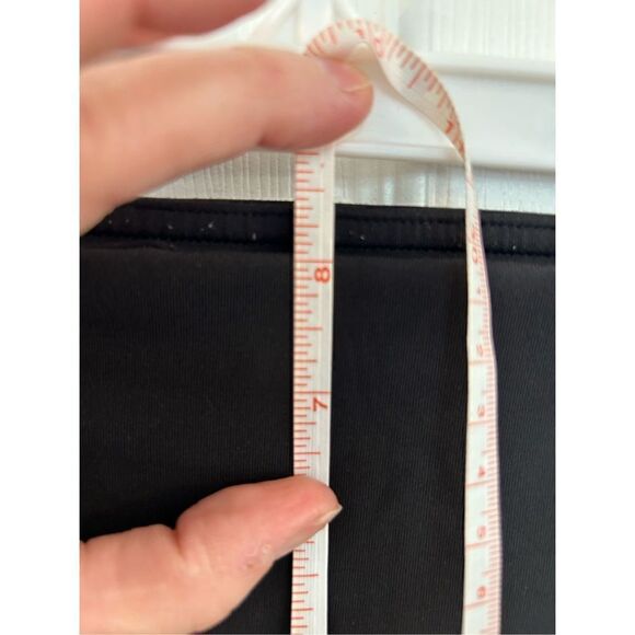 Lululemon Run: Top Speed Crop *Full-On Luxtreme
Mystic Jungle Fatigue Green Blac - Picture 10 of 13